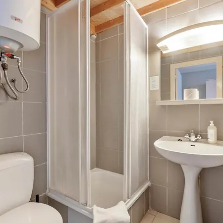 Apartment Budget Flats