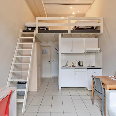 Budget Flats Apartment *