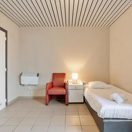 Apartment Budget Flats *